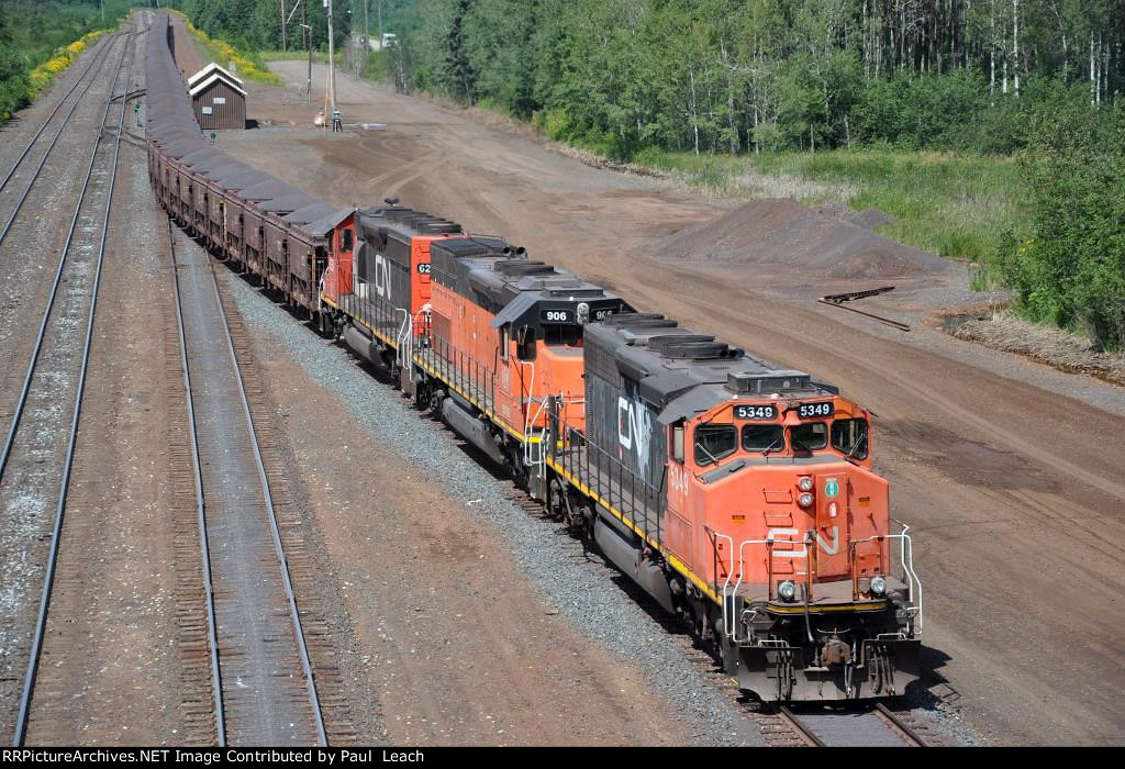 Ore loads crawl over the scale and into the yard